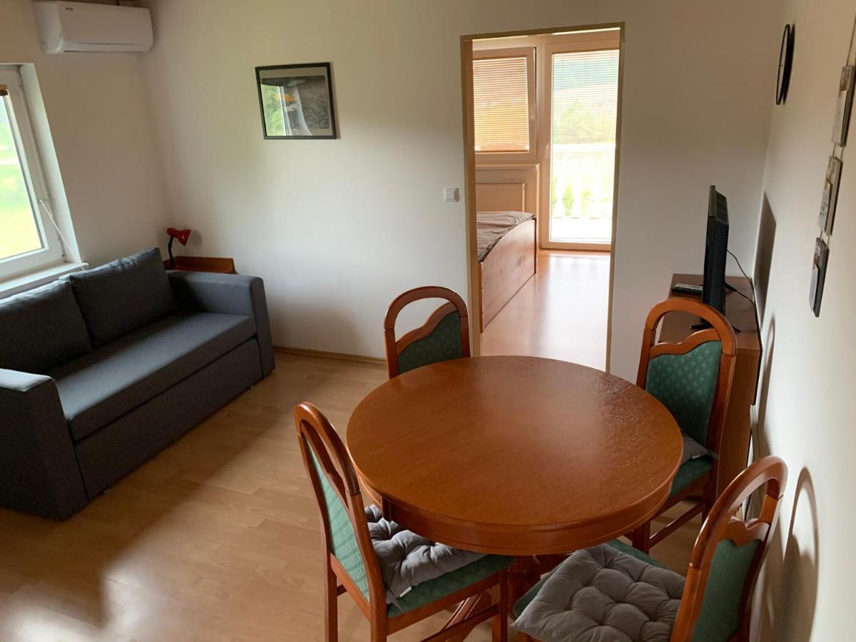 Apartmaji In Sobe Kocjancic Подчетртек Экстерьер фото